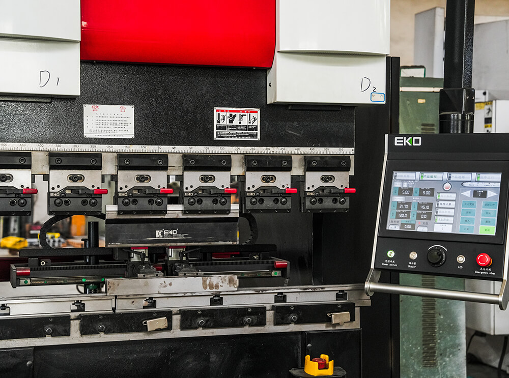 EKO KCENO 系列数控折弯机